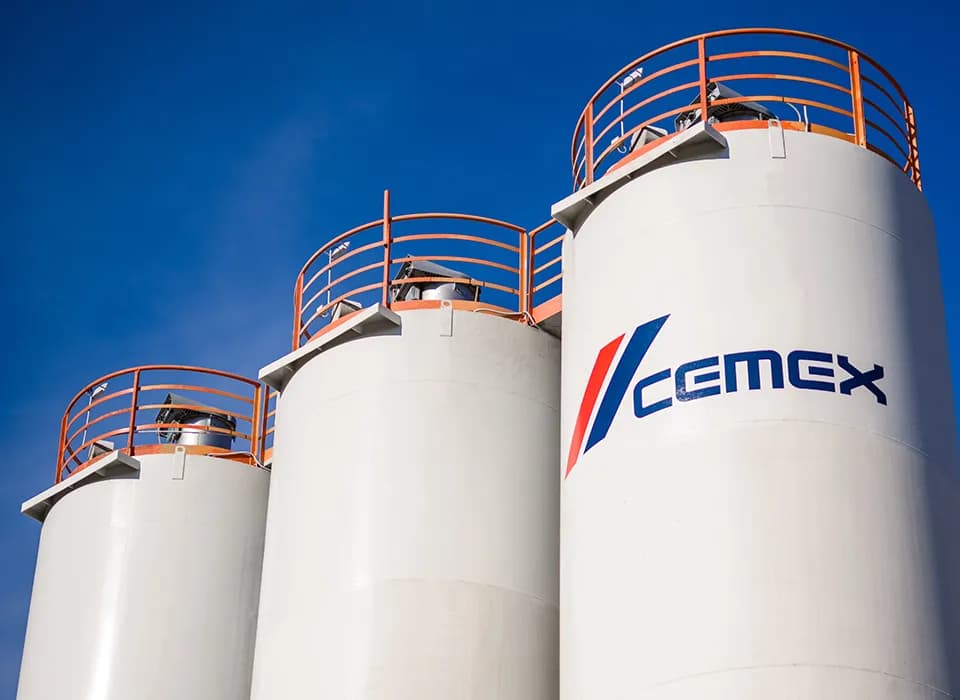 Ile czasu wiąże beton? Poznaj różnice w czasach utwardzania