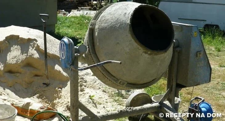 Piasek czy żwir do wylewki - wybór, który zredukuje koszty i błędy